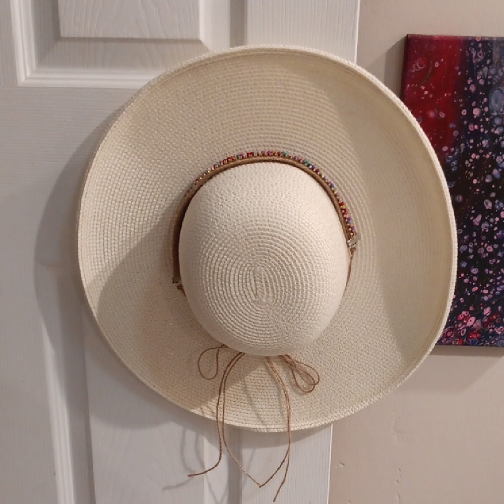 Chic Cream Sun Hat with Beaded Accent
